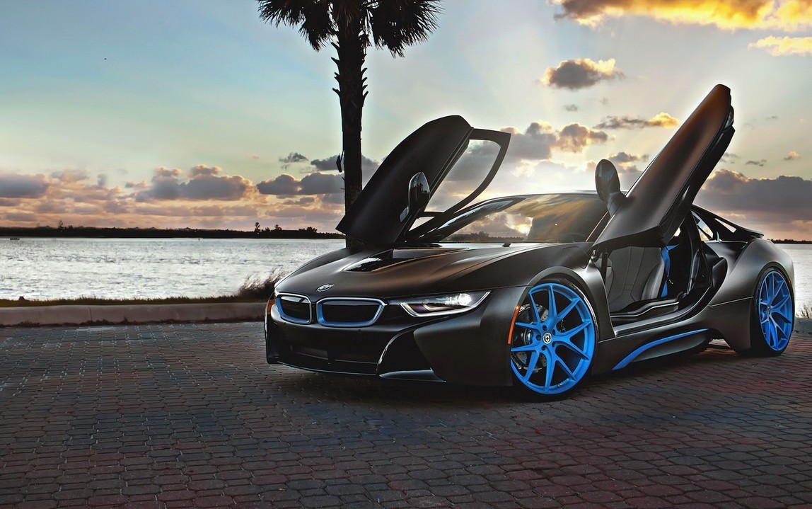 THE CAR OF THE MONTH - BMW I8